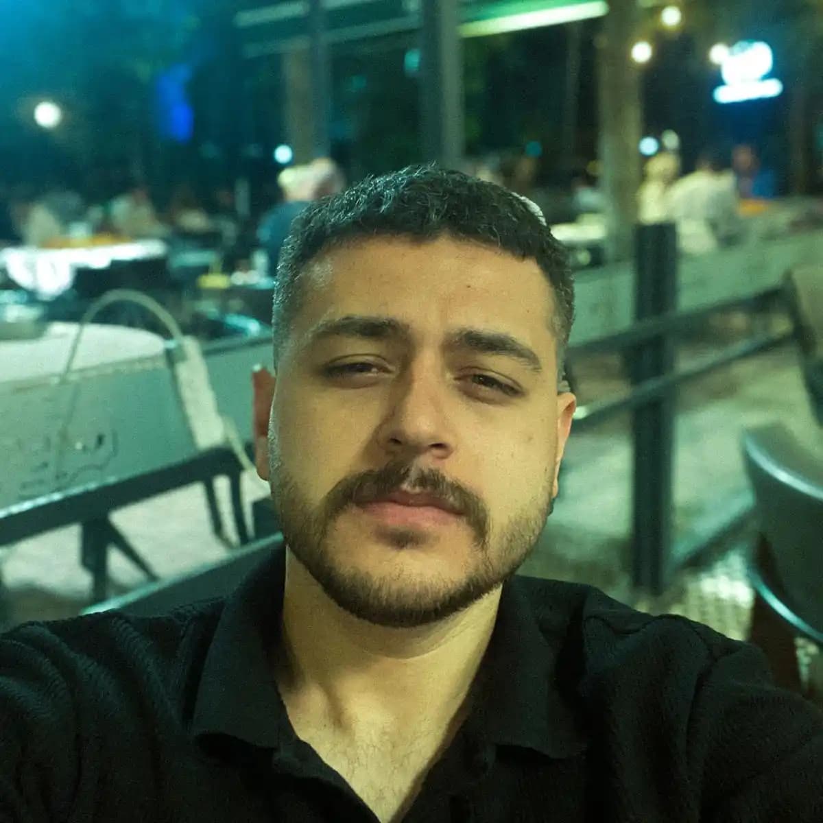 Enes Bakadur profil fotoğrafı